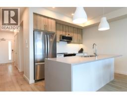 302 536 Island Hwy, Campbell River, BC V9W1A5 Photo 9