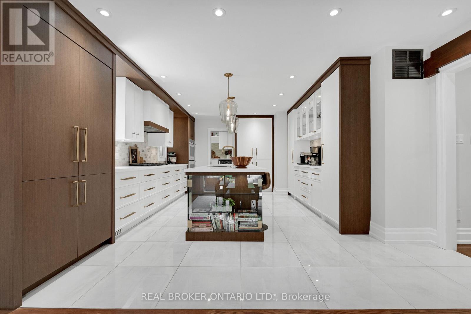 44 HICKMAN STREET - 12