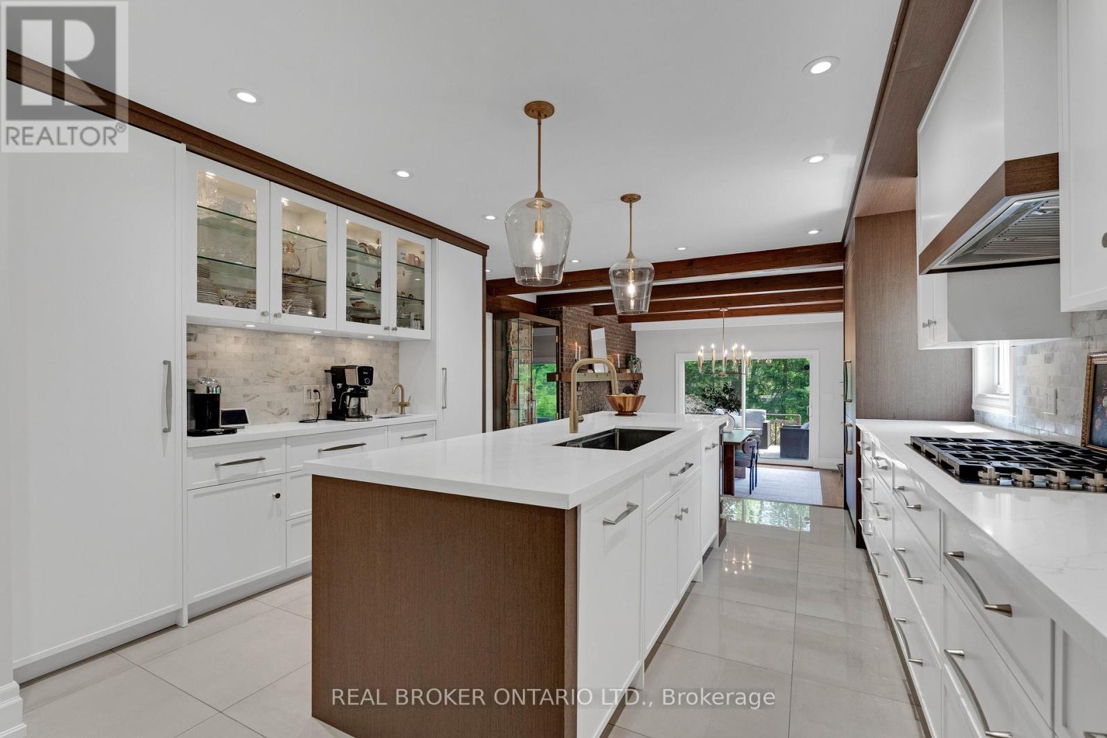 44 HICKMAN STREET - 13