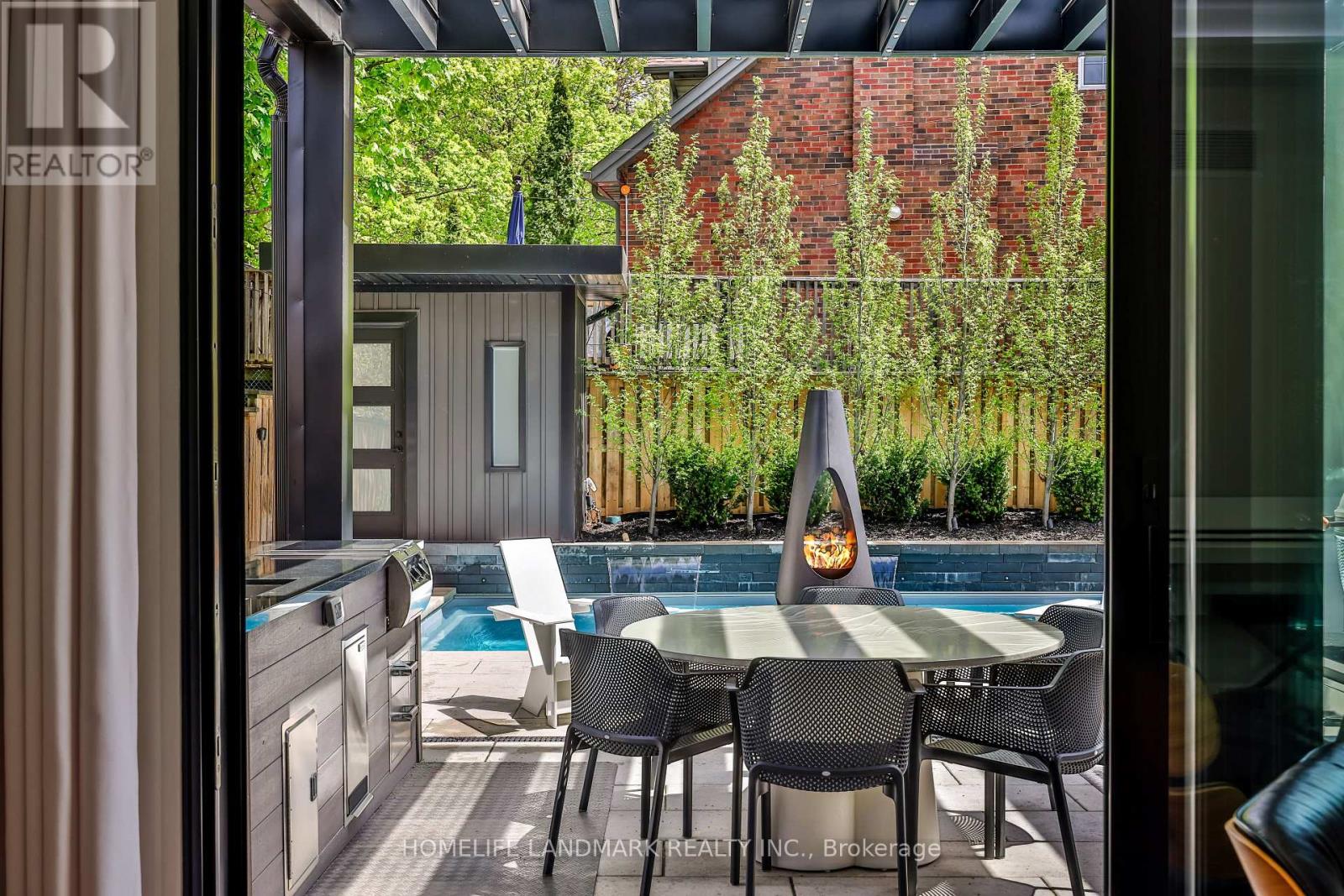 211 SOUTH KINGSWAY WAY - 15