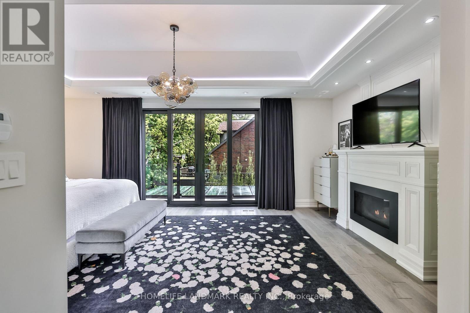 211 SOUTH KINGSWAY WAY - 16