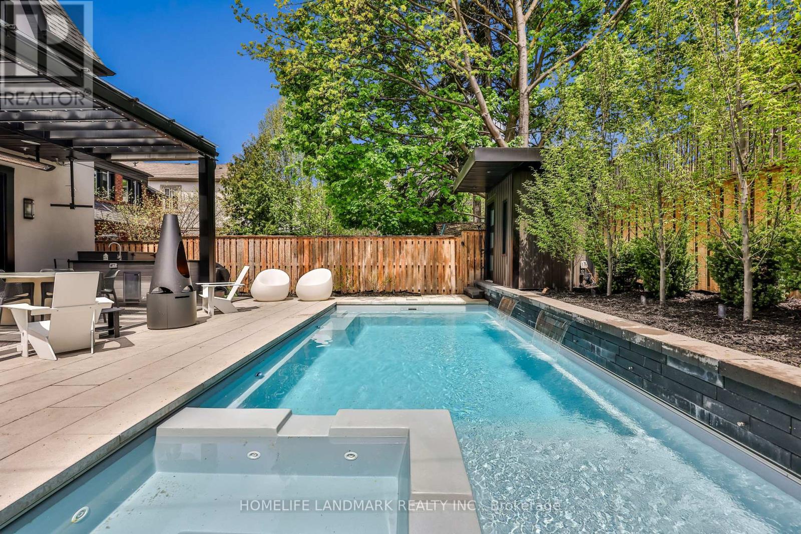 211 SOUTH KINGSWAY WAY - 41