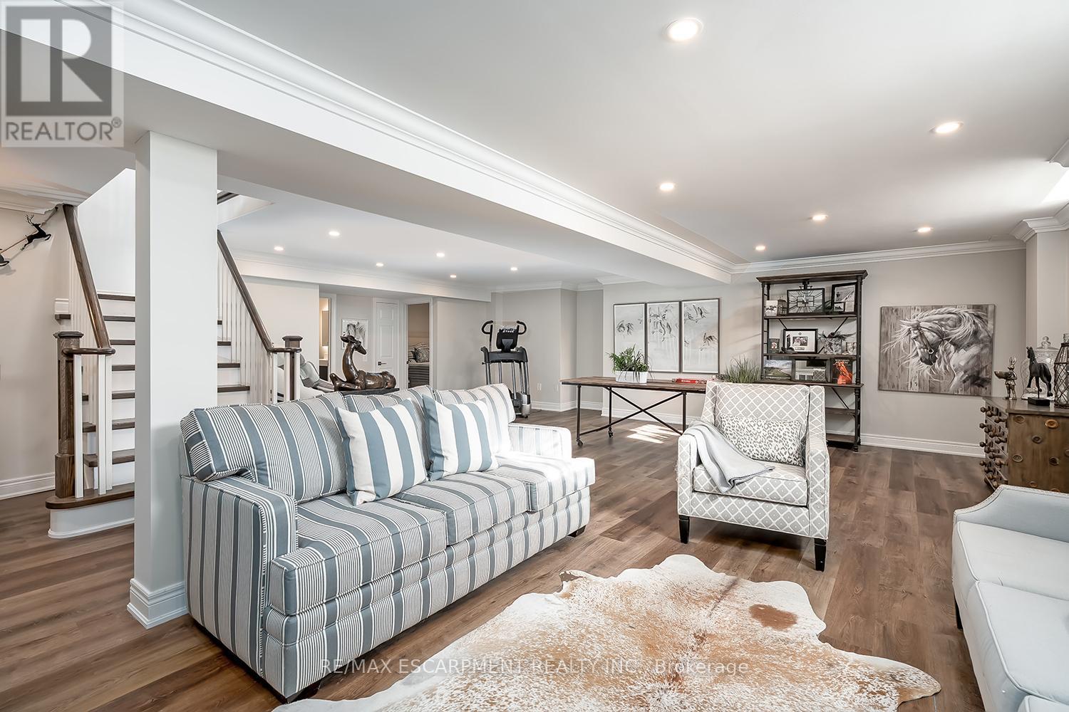 4252 SARAZEN DRIVE - 31