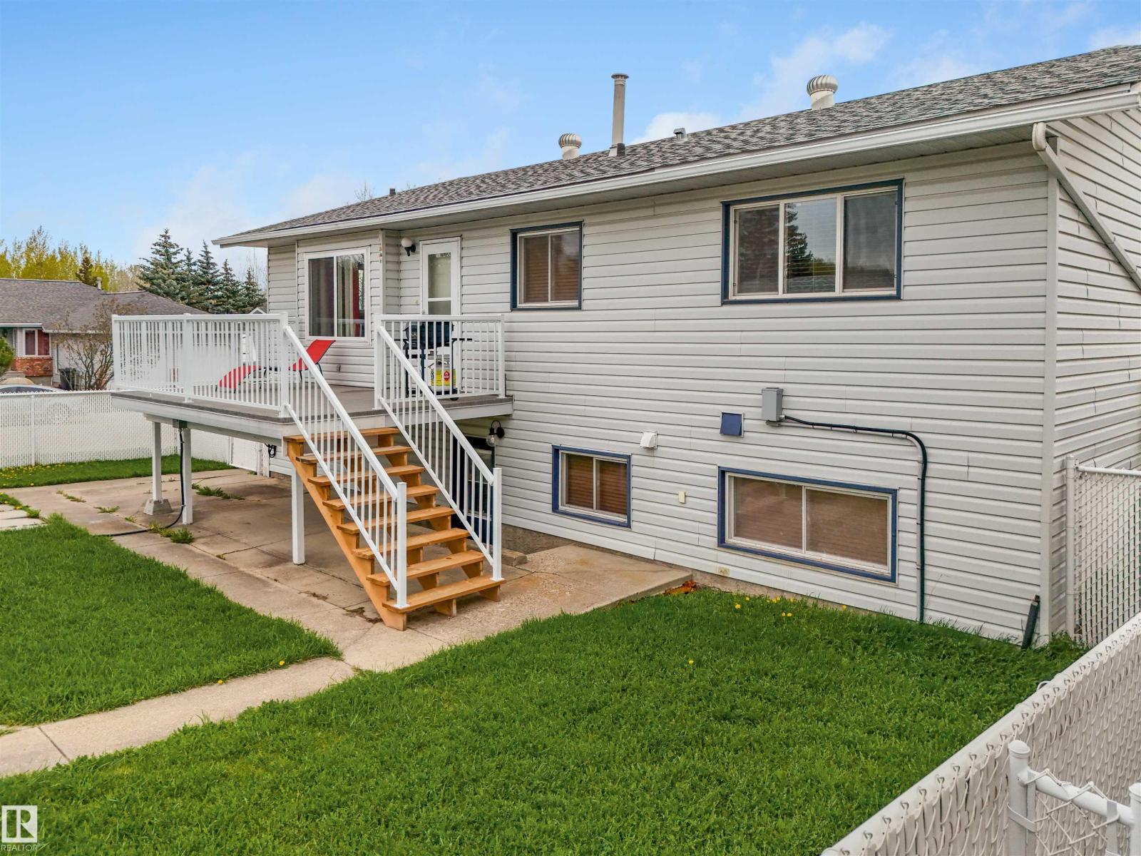 5536 42 ST - 8