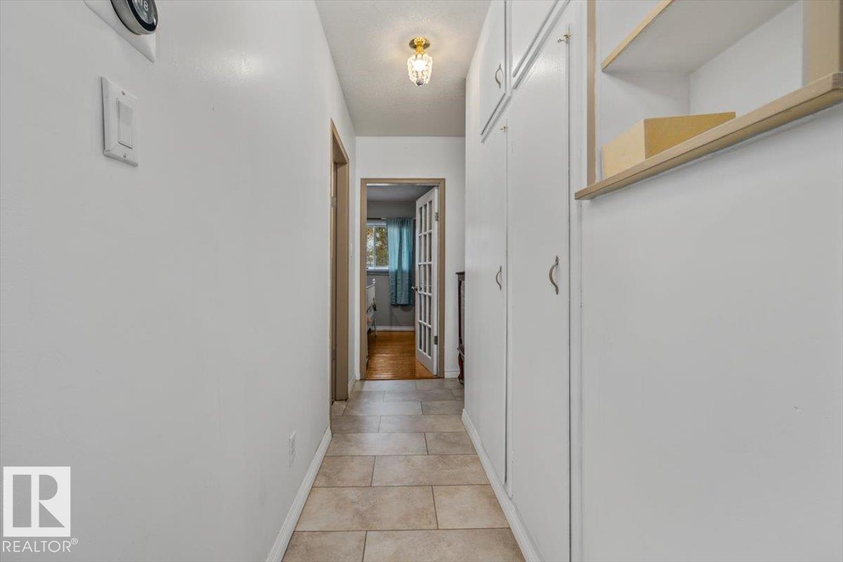 4903 53 ST — photo 18