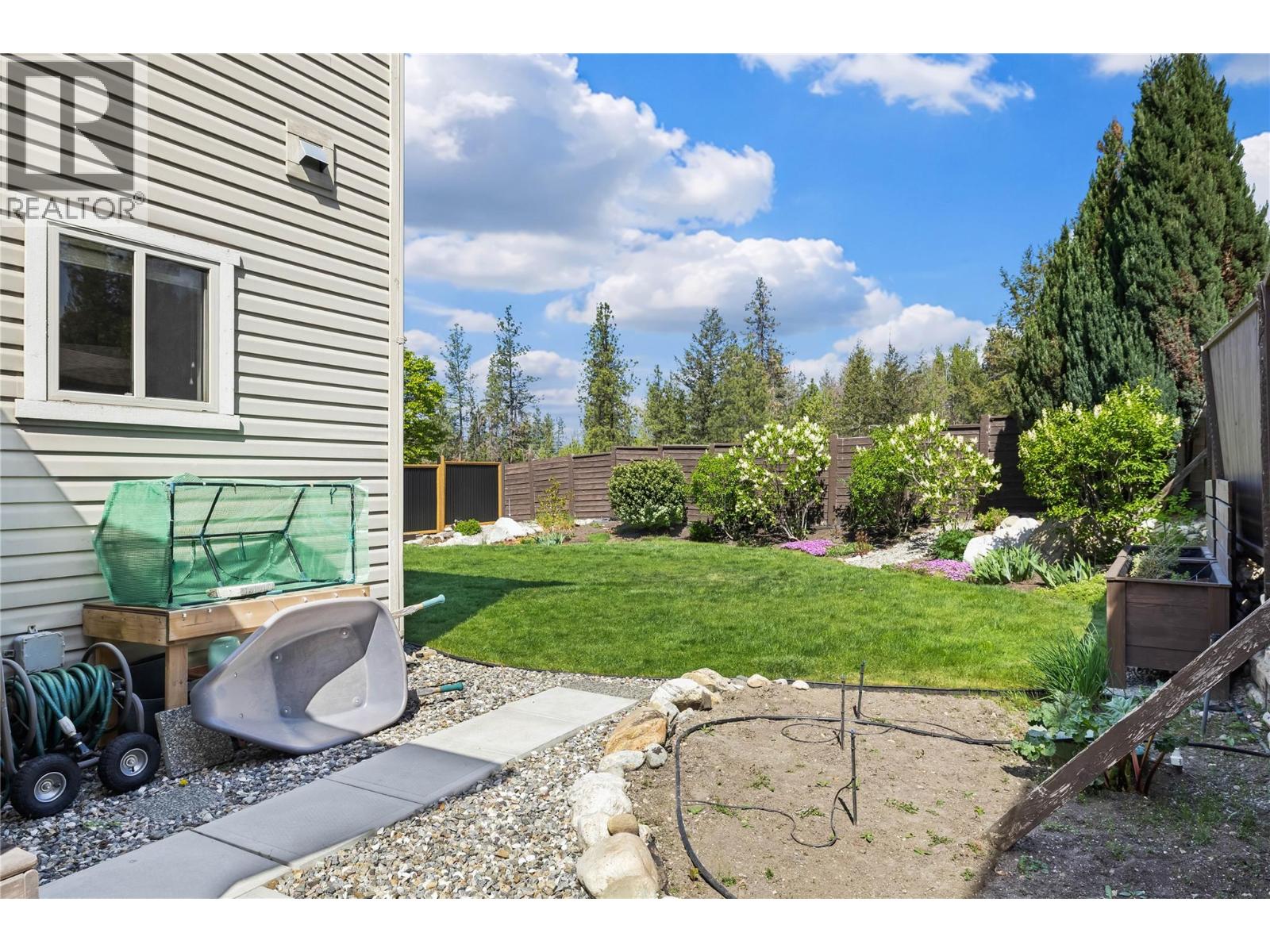 916 Paret Crescent - 14