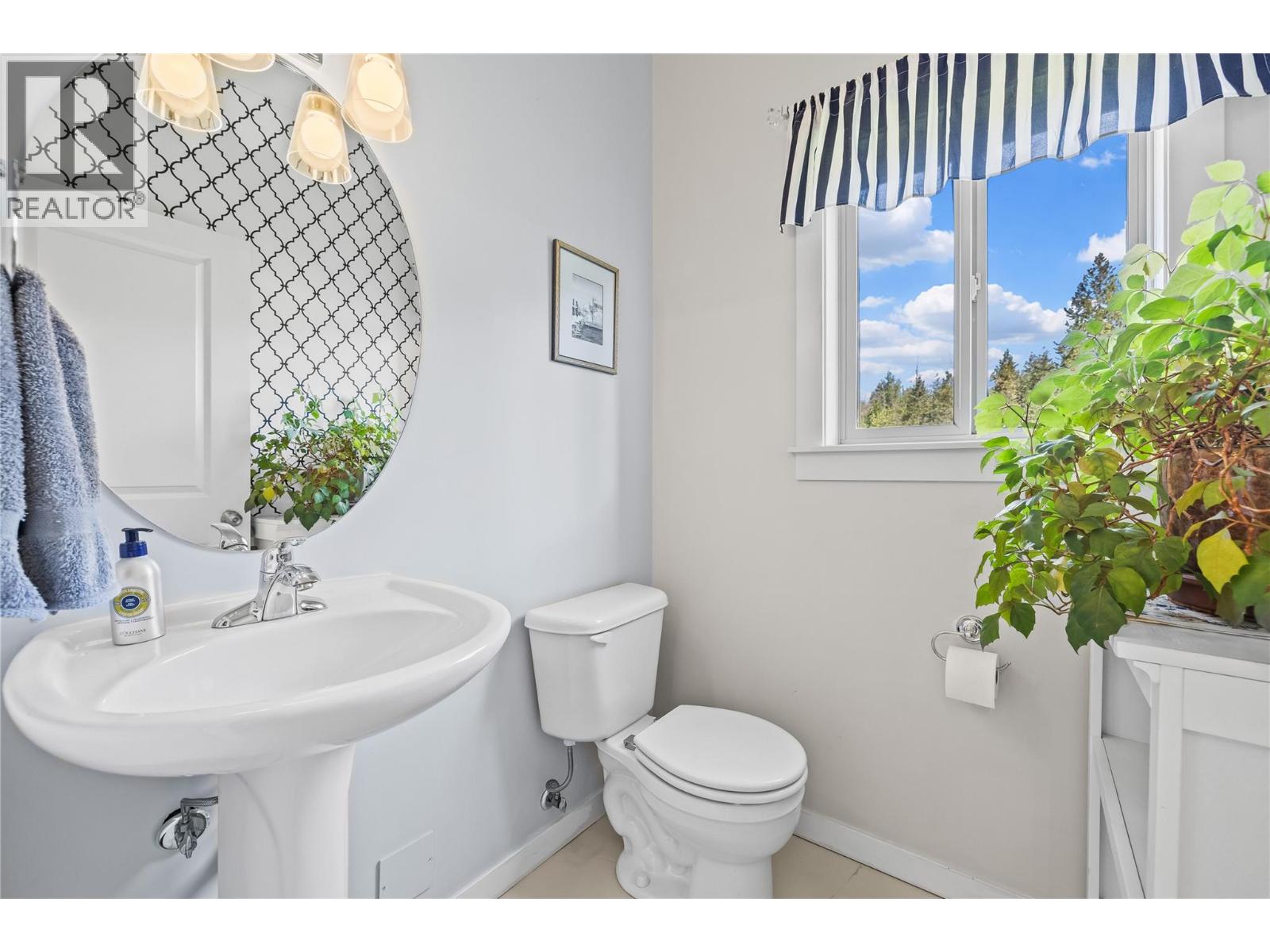 916 Paret Crescent - 36