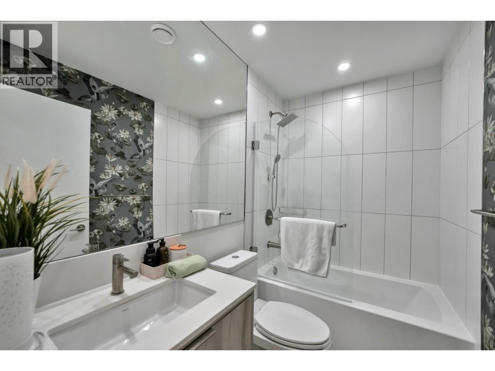 101 3596 MALSUM DRIVE, North Vancouver