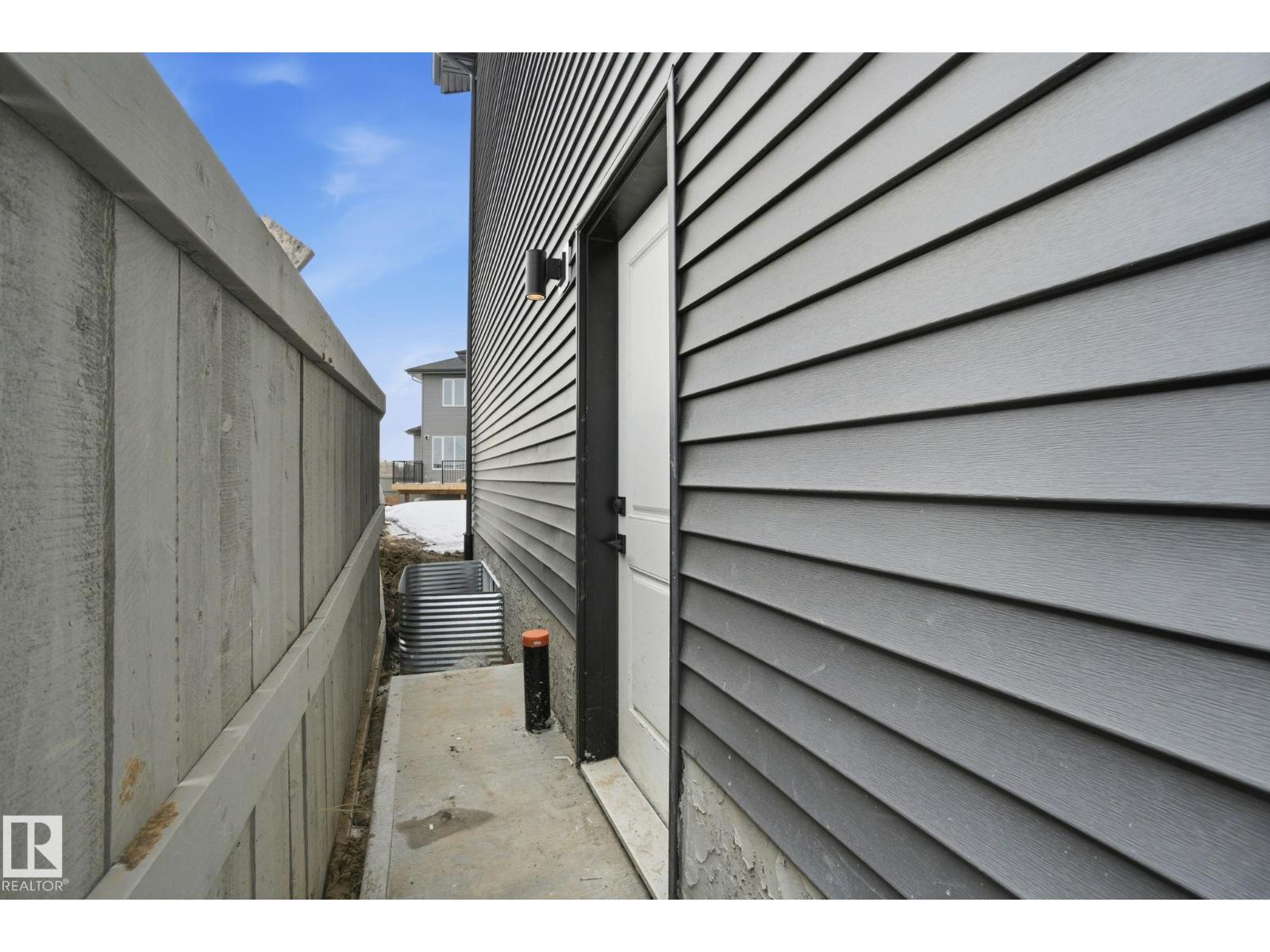 17108 2 ST NW - 52