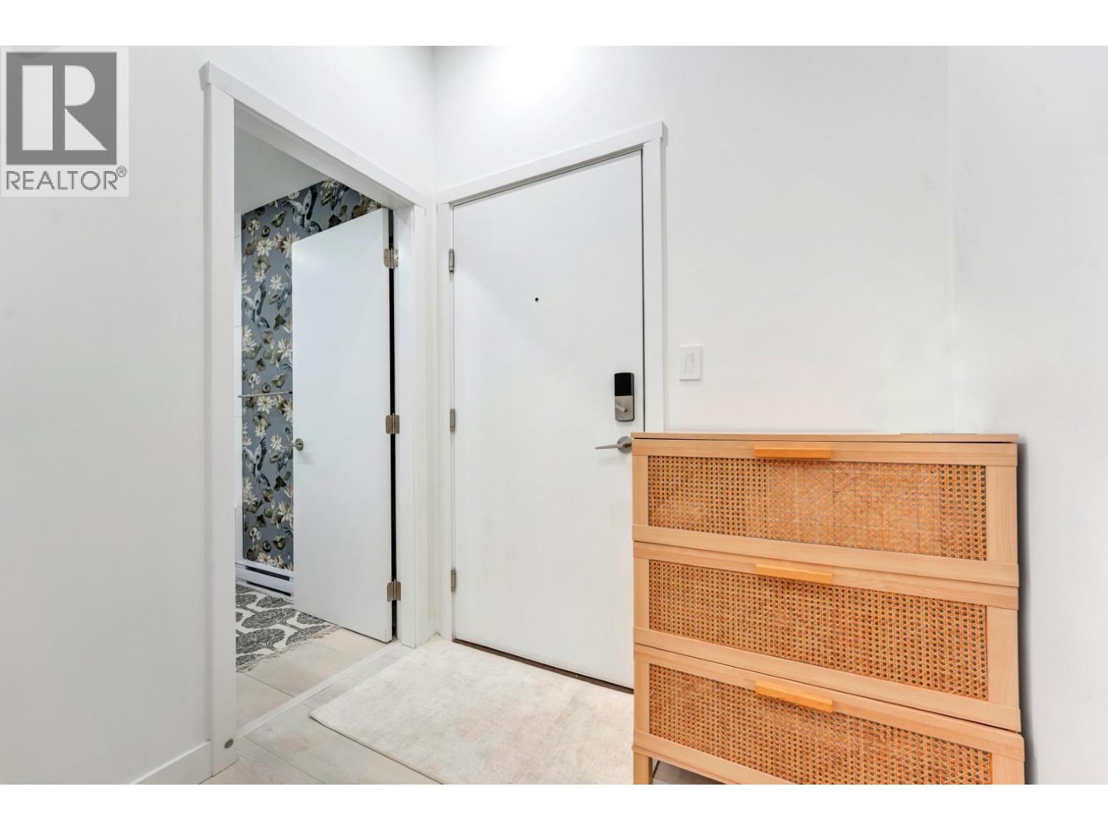 101 3596 MALSUM DRIVE, North Vancouver