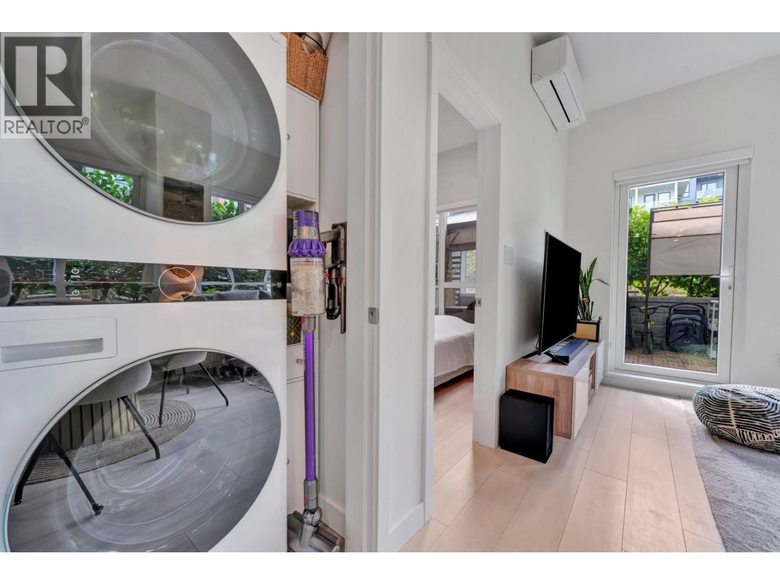 101 3596 MALSUM DRIVE, North Vancouver
