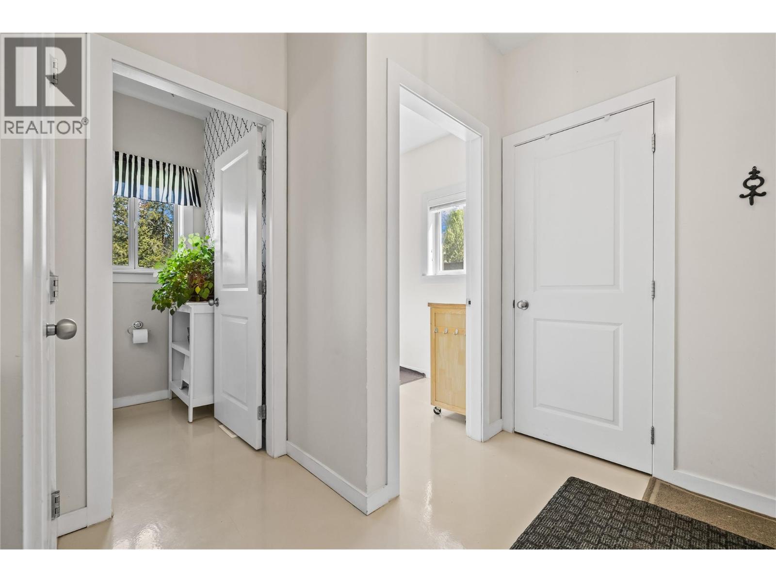 916 Paret Crescent - 35
