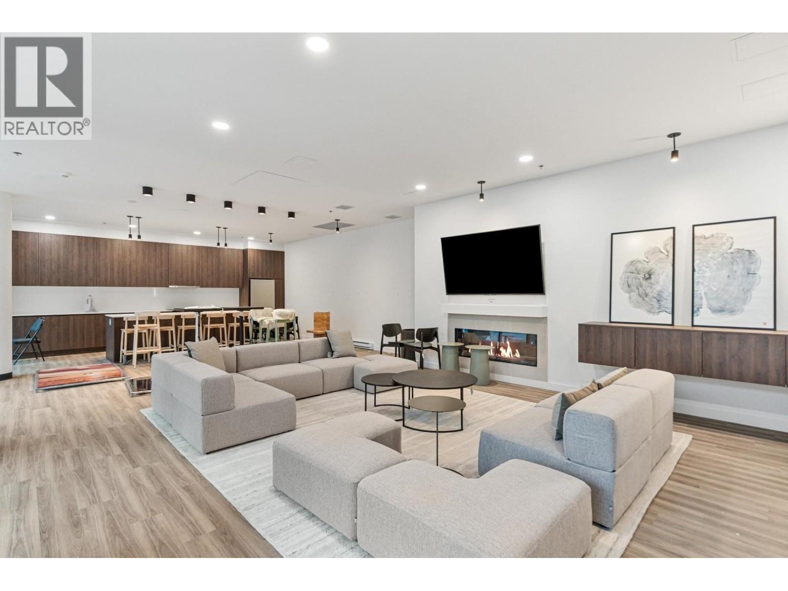 101 3596 MALSUM DRIVE, North Vancouver