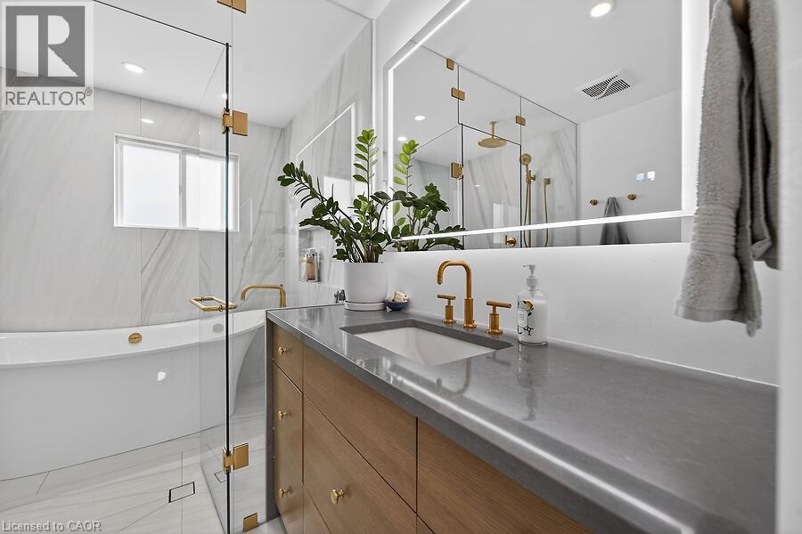 3088 PALMER Drive, Burlington, Ontario, L7M1S9 — Photo 18