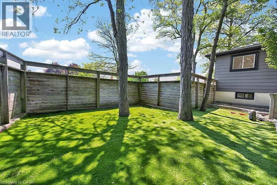 3088 PALMER Drive, Burlington, Ontario, L7M1S9 — Photo 11