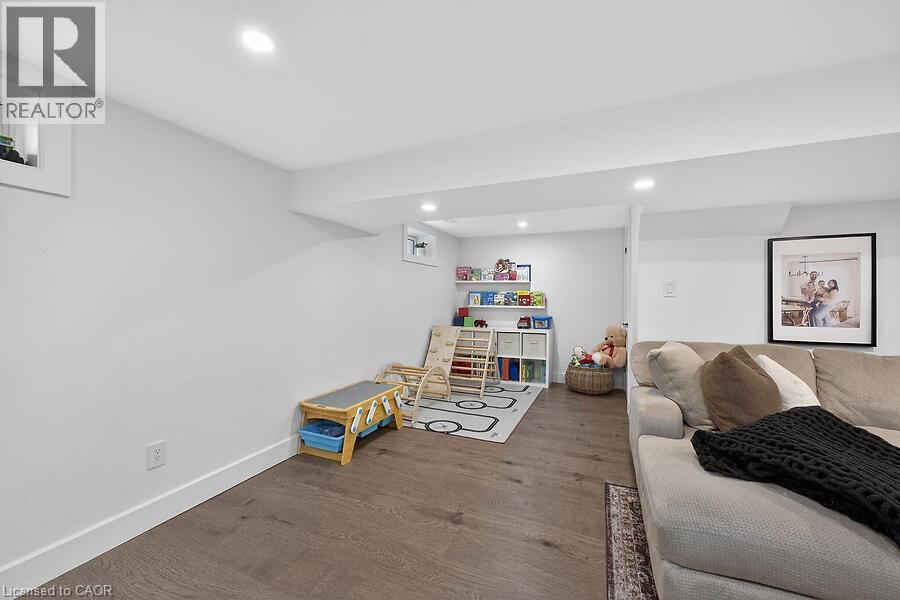 3088 PALMER Drive, Burlington, Ontario, L7M1S9 — Photo 38