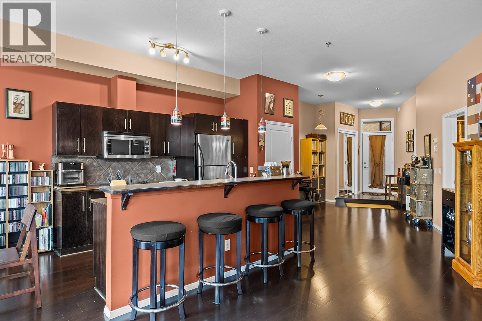 109 1327 St Paul Street, Kelowna