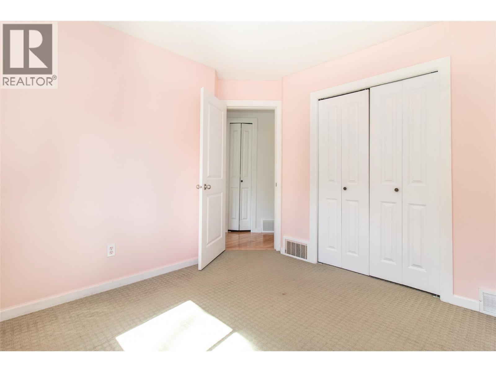 477 Clifton Road - 20