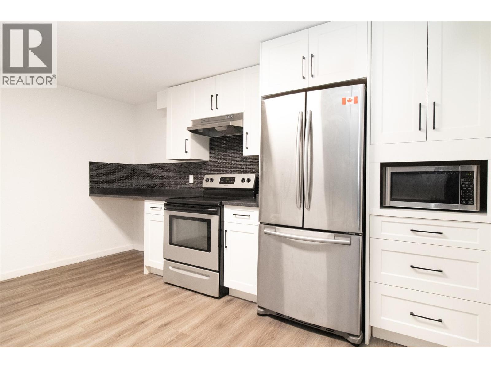 477 Clifton Road - 26