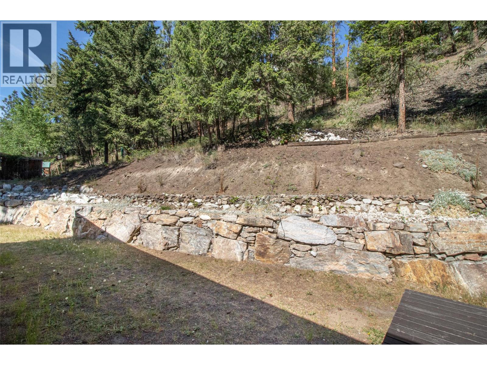 477 Clifton Road - 32