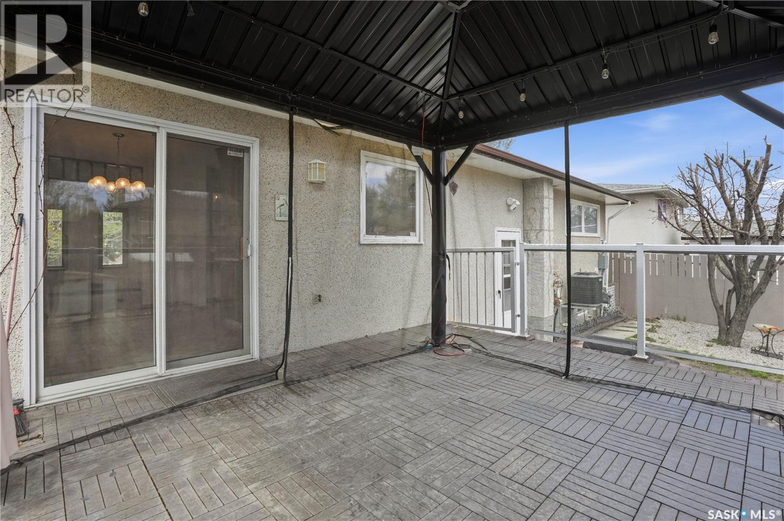 43 Springstein AVENUE - 41
