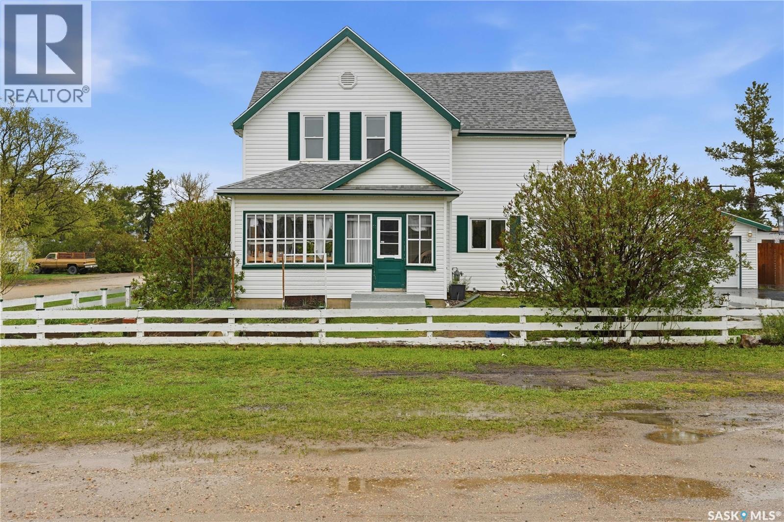 12 Alexandra AVENUE - 1