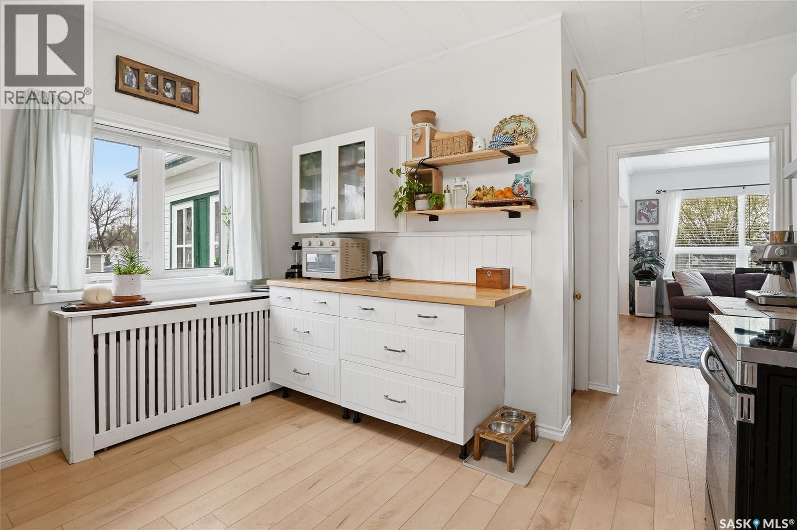 12 Alexandra AVENUE - 15