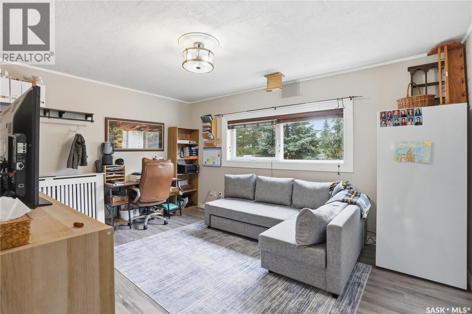 12 Alexandra AVENUE - 21