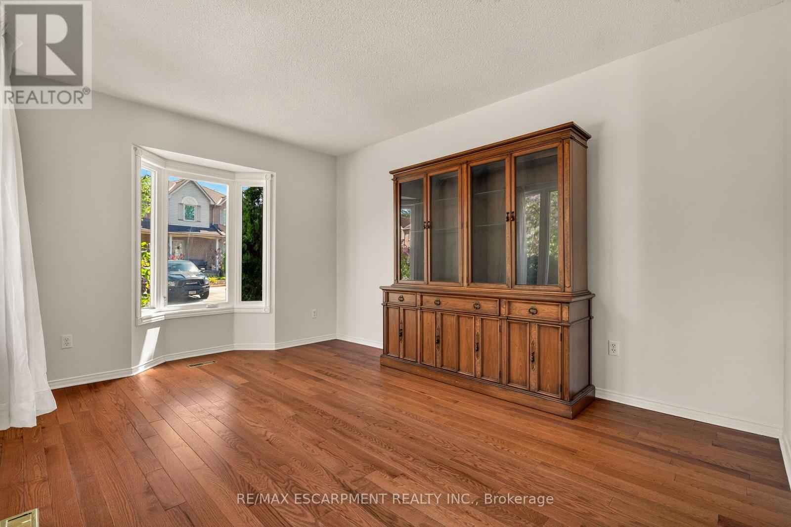 #19 11 PIRIE DRIVE - 16