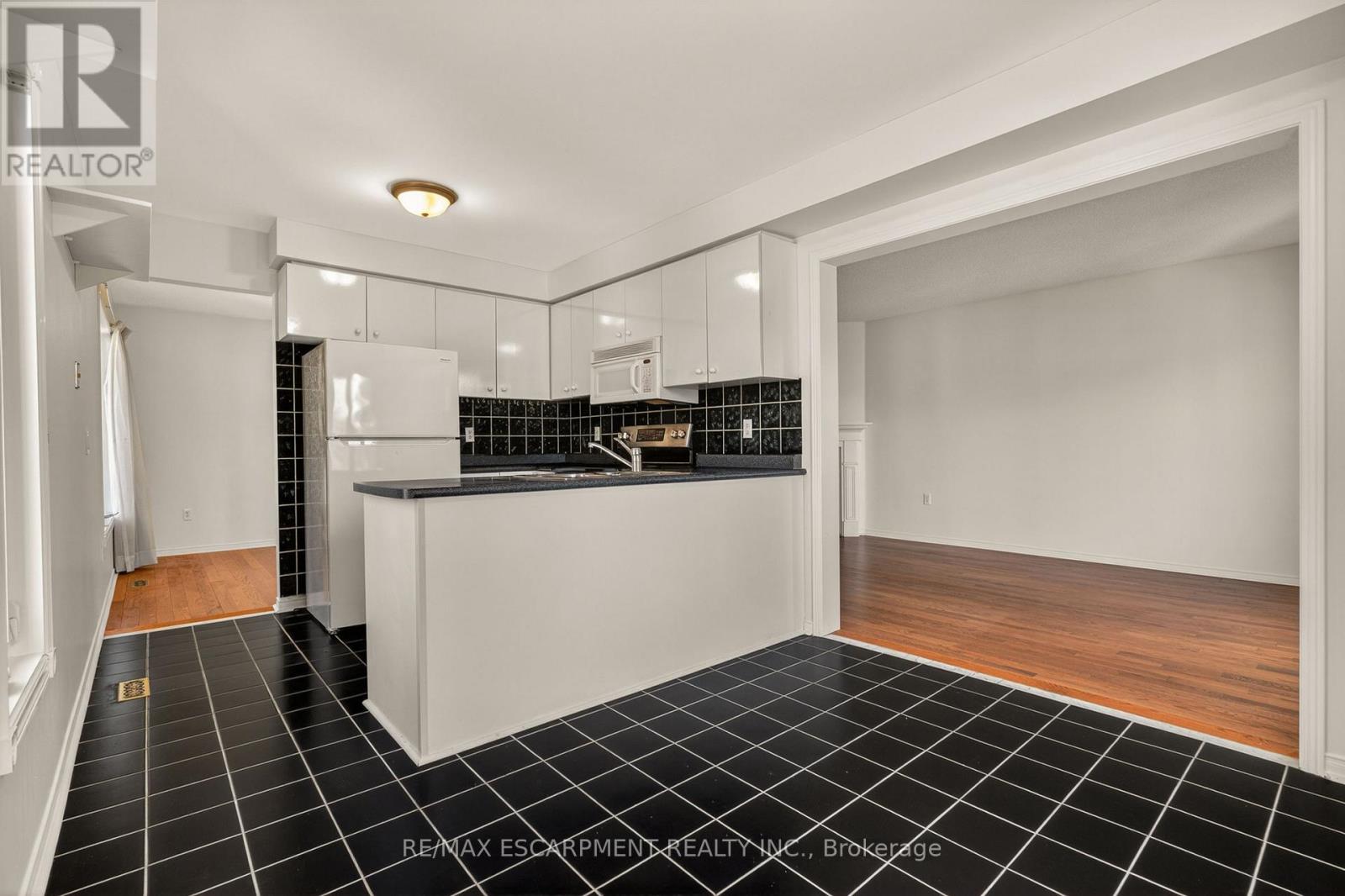 #19 11 PIRIE DRIVE - 19