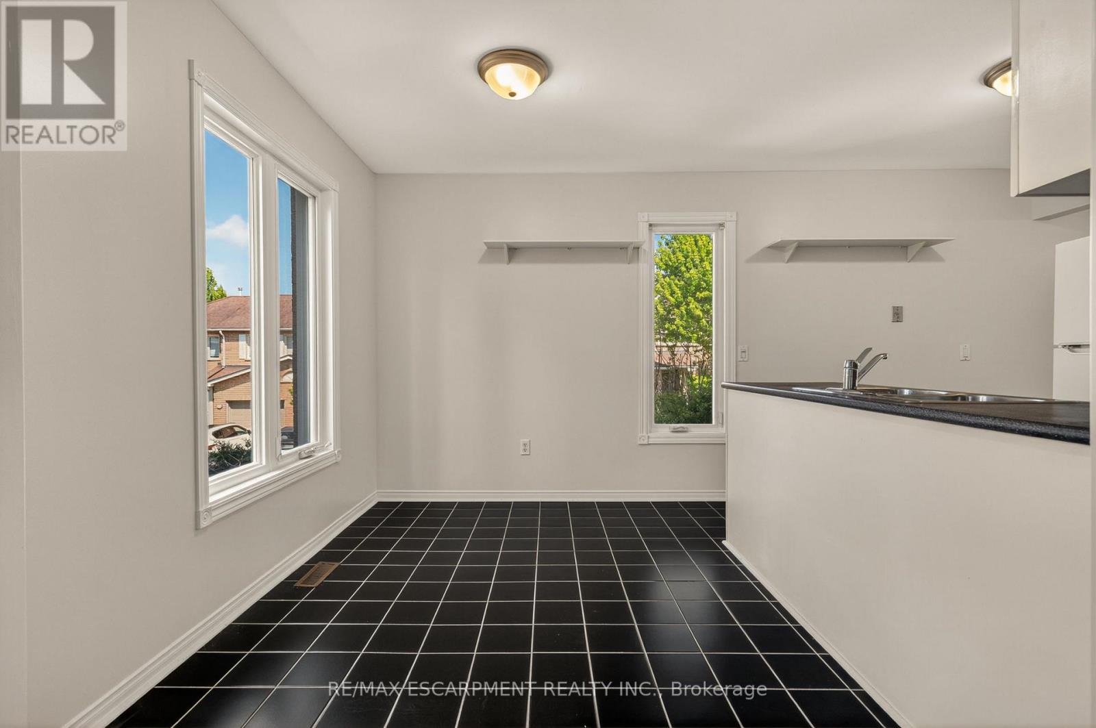 #19 11 PIRIE DRIVE - 24