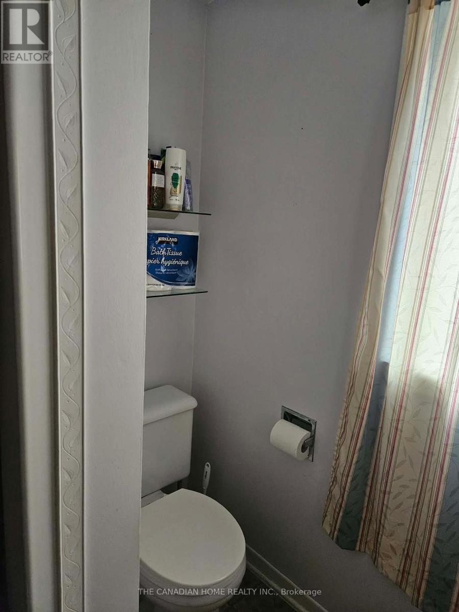 61 EXETER DRIVE - 20