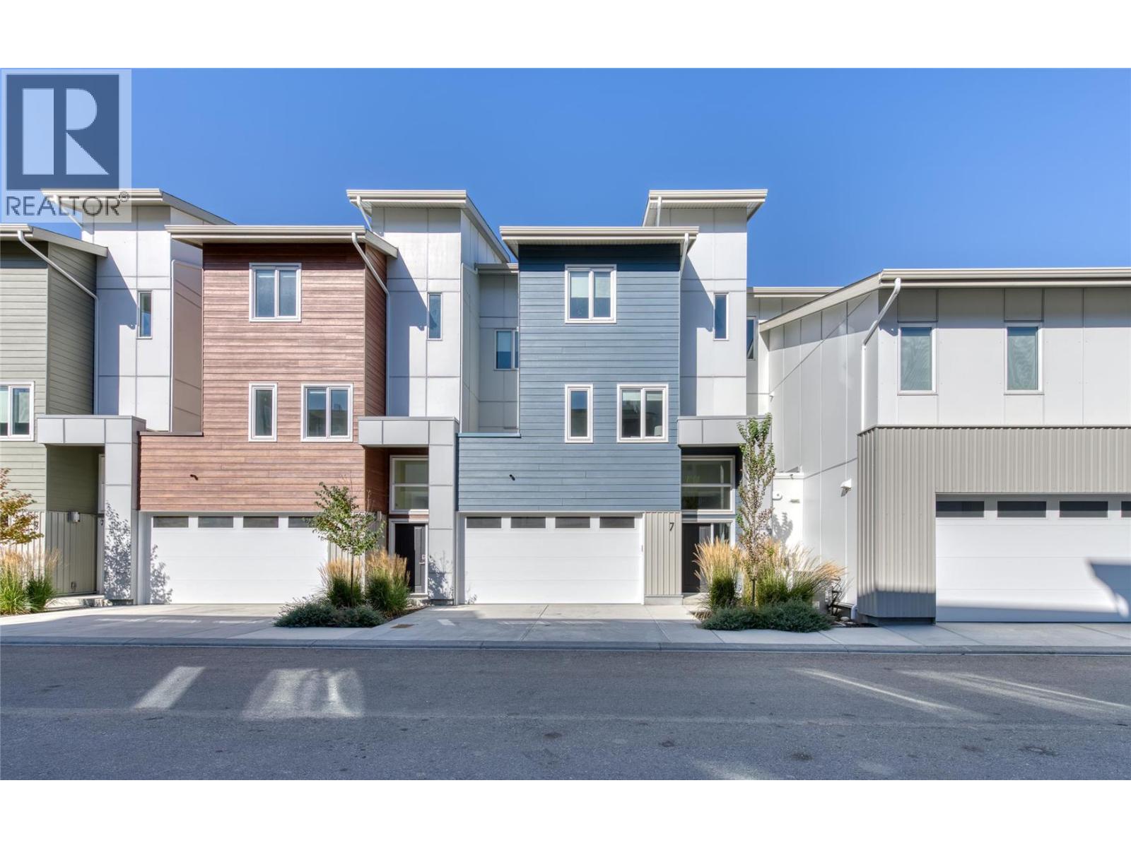 #7 3719 Woodsdale Road - 2