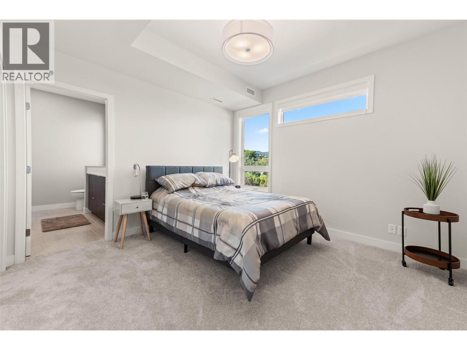 #7 3719 Woodsdale Road - 26