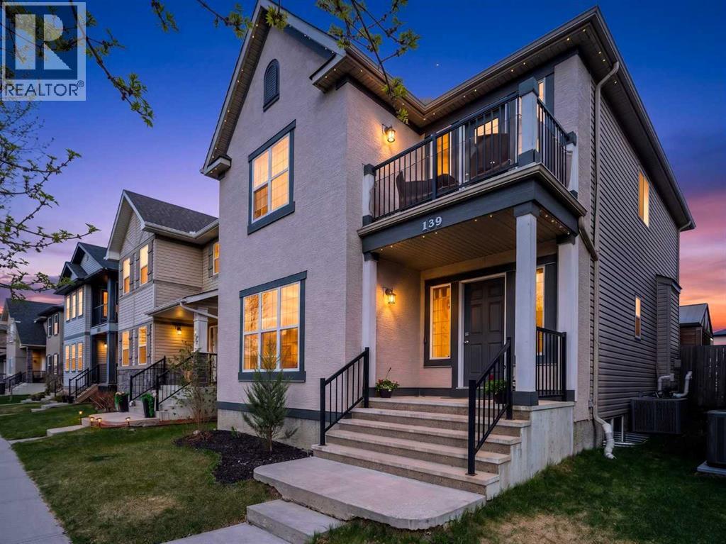 139 Elgin Terrace SE - 1