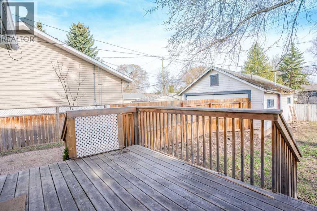 4716 52 Avenue - 25
