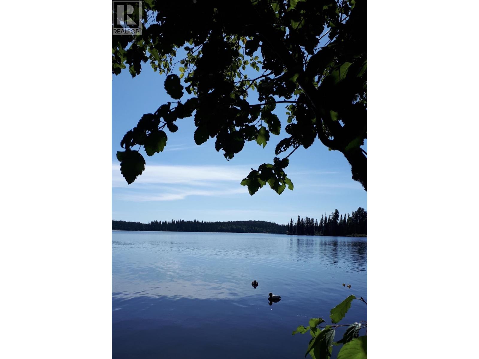 LIVINGSTONE ISLAND - 34