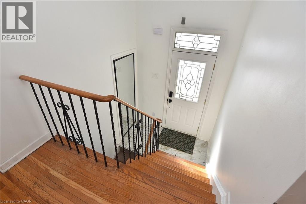 409 TENNYSON Drive - Image 3