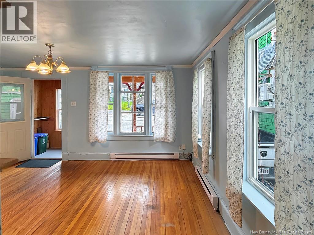 256 Guilford Street - 5