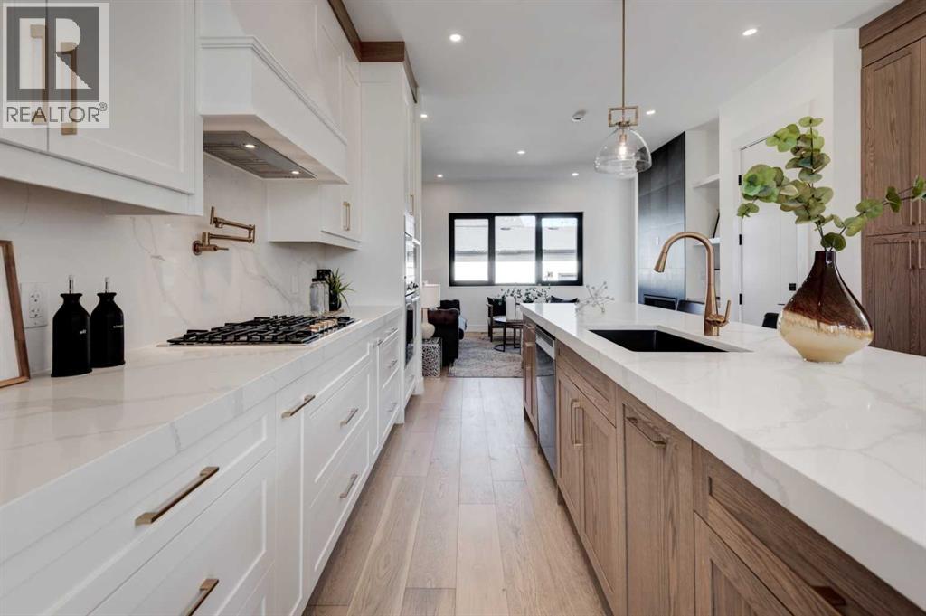 3716 44 Street SW - 7