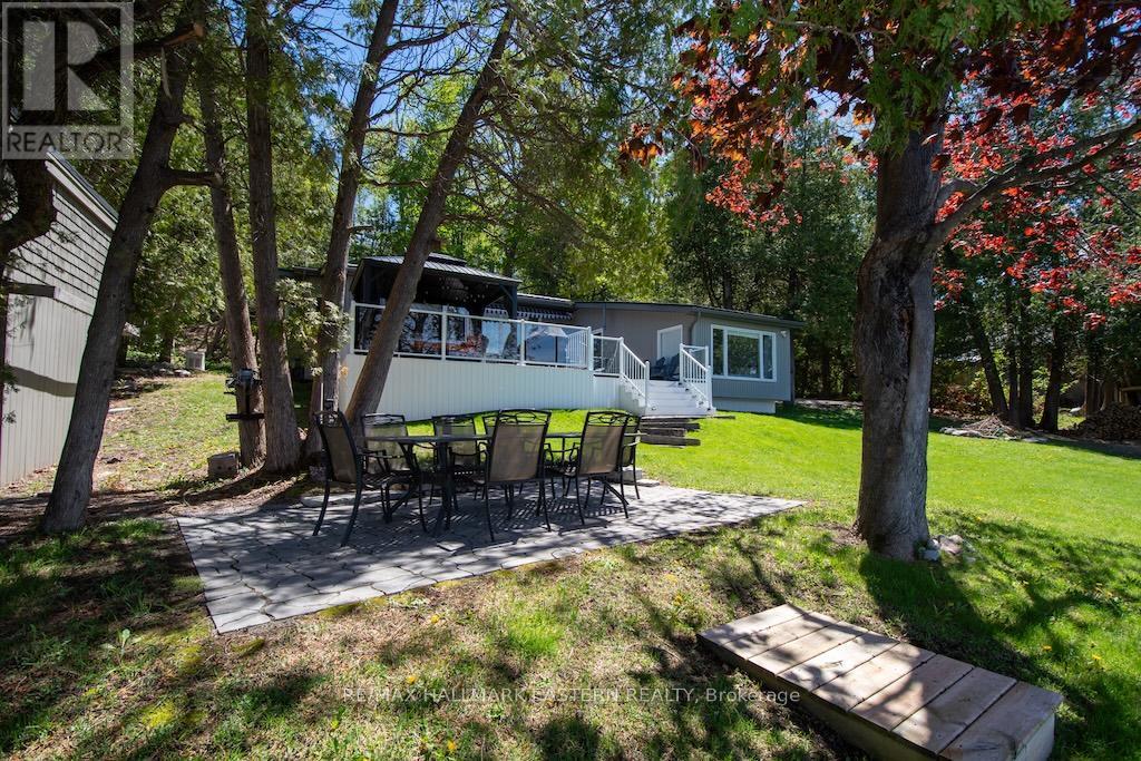 33 PINEWAY COURT - 31