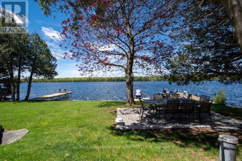 33 PINEWAY COURT - 37
