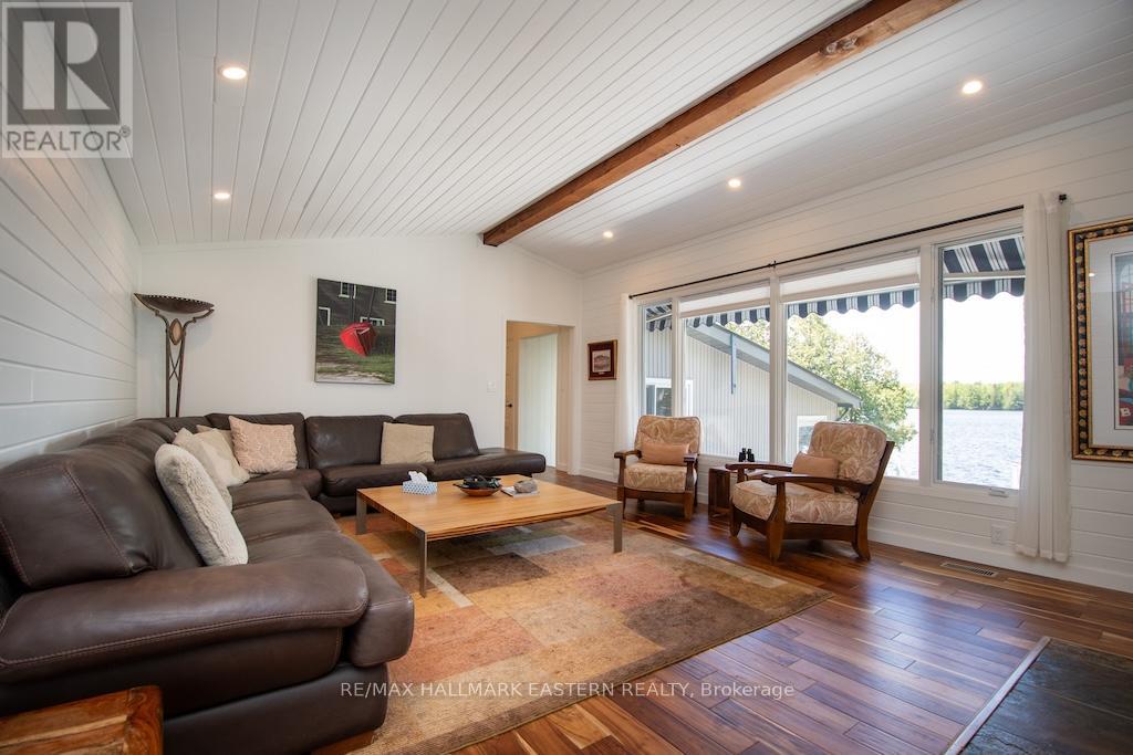 33 PINEWAY COURT - 6