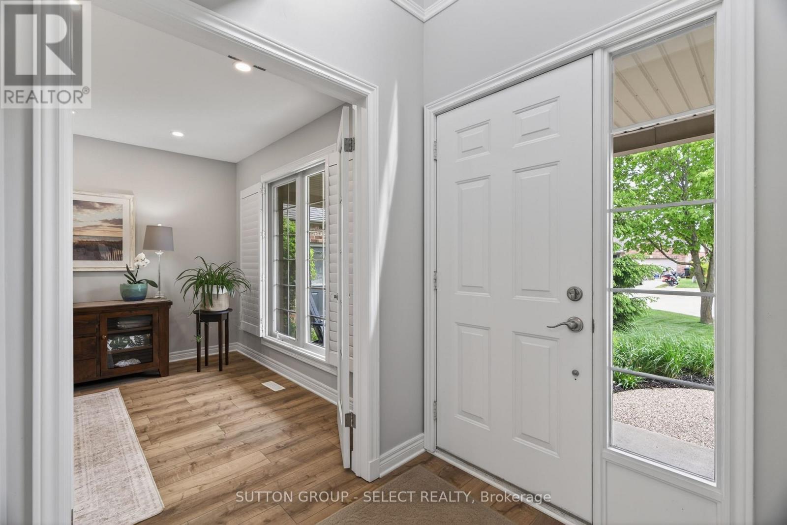 1872 DOWNES COURT - 5