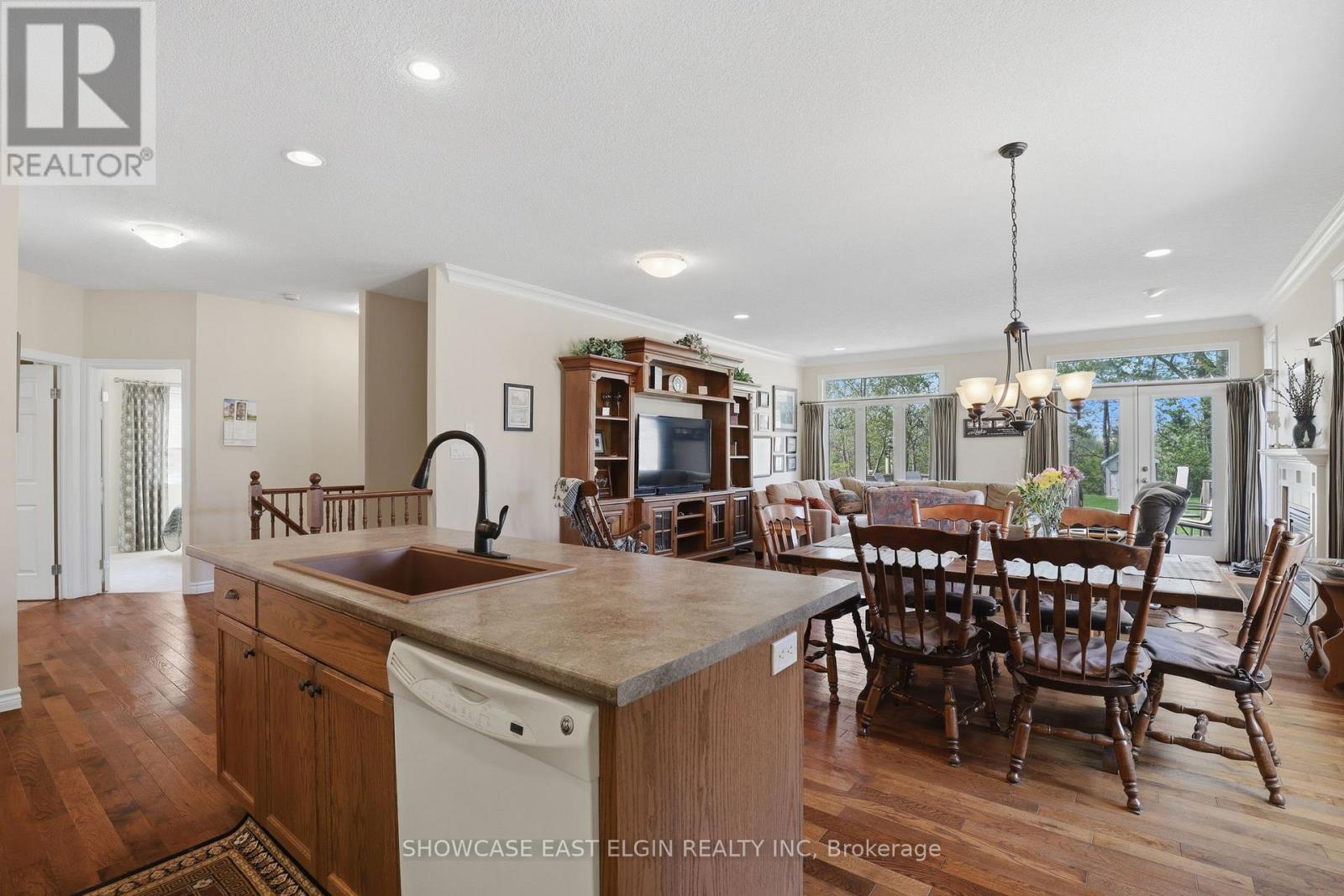 45 TREADWELL STREET - 7