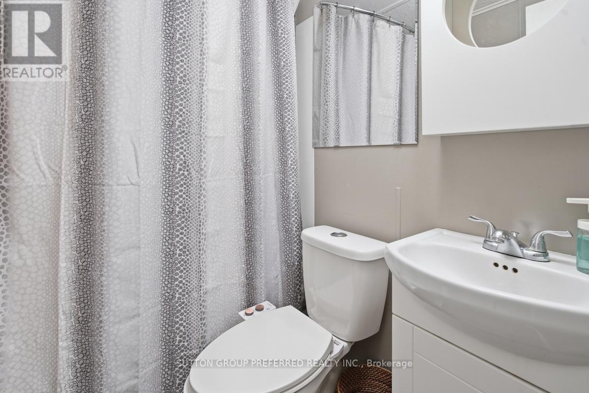 #52A 3100 DORCHESTER ROAD - 19