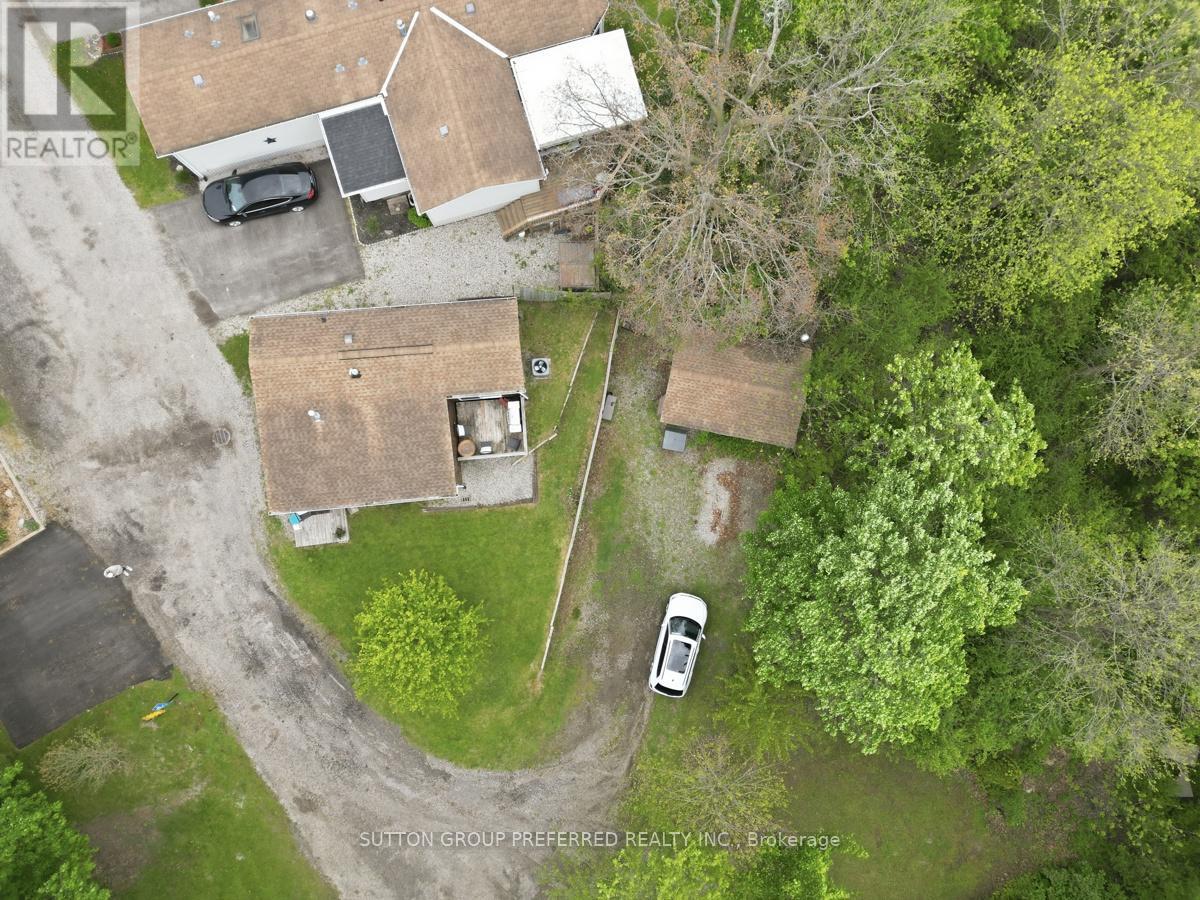 #52A 3100 DORCHESTER ROAD - 32
