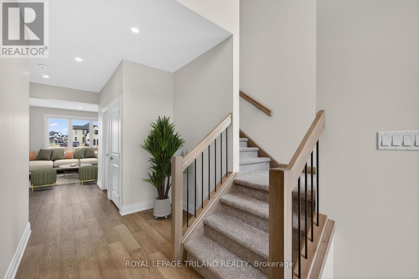 47 ALLISTER DRIVE - 7