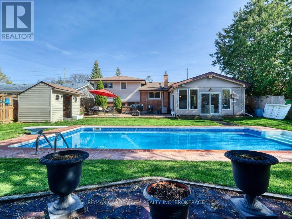 171 LAKESHORE ROAD - 3