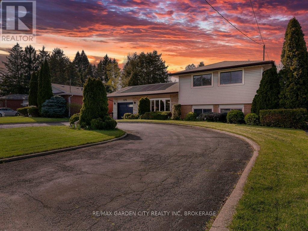 171 LAKESHORE ROAD - 4